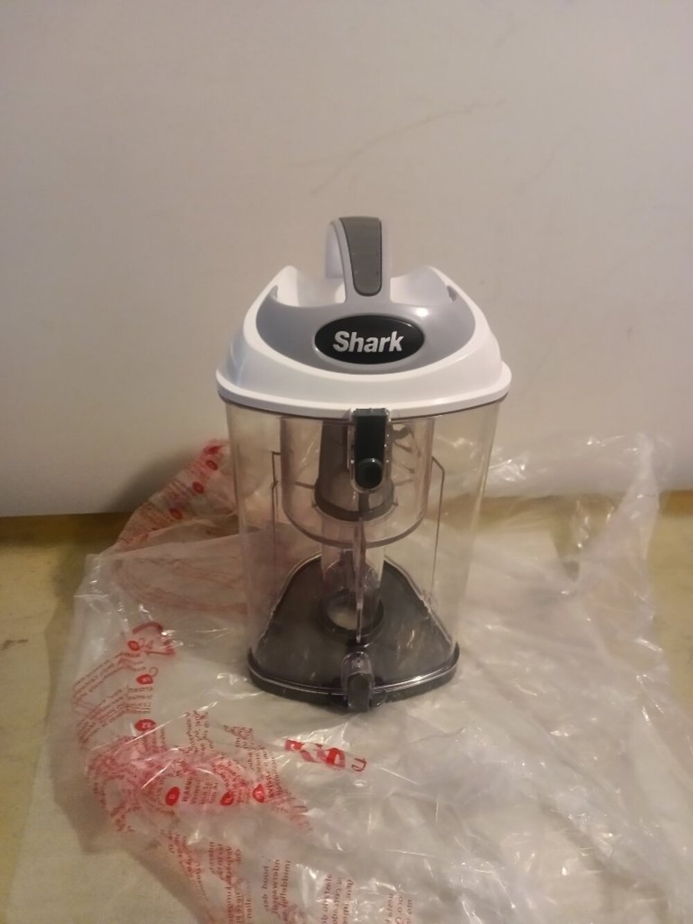 Shark Navigator Lift Away Vacuum NV355 NV356E NV357 NV358 NV370 Dust Cup 154FFJ